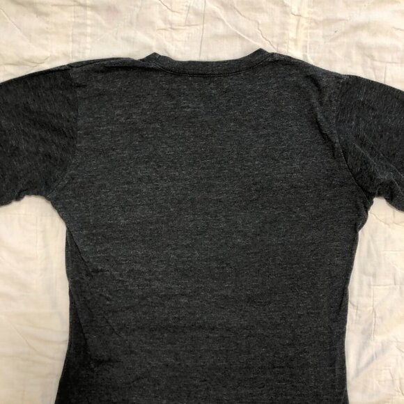 3/$25 ❥ NHL Detroit Red Wings Hockey Long-Sleeve Cotton Stretch Logo Tee XL - Picture 7 of 13